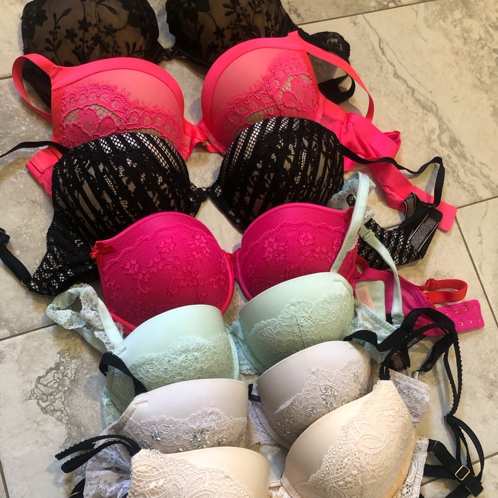 Victoria secret bras, gently or never worn - Picture 1 of 1